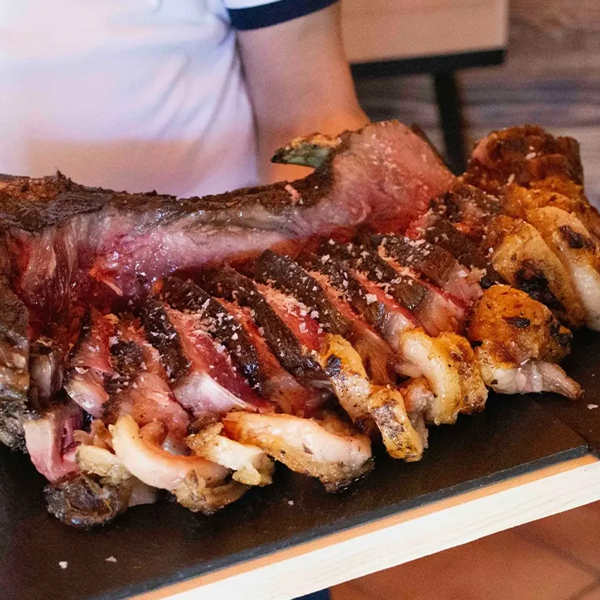 Restaurante en Teo
